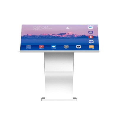 هل يمكن استخدام كشك يعمل باللمس لحجز أوقات اللعب في ملعب الجولف؟